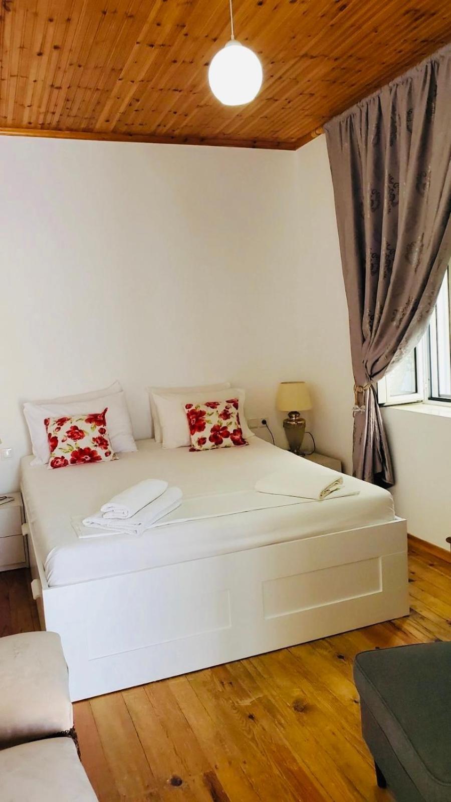 Viktora'S House Daire Himarë Dış mekan fotoğraf