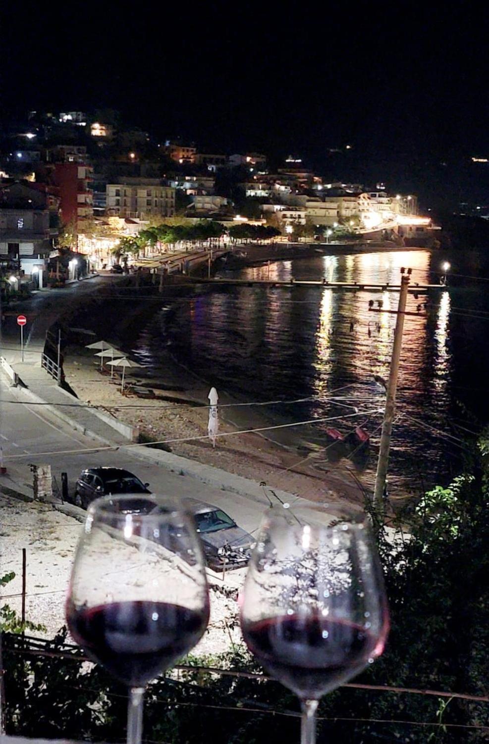 Viktora'S House Daire Himarë Dış mekan fotoğraf