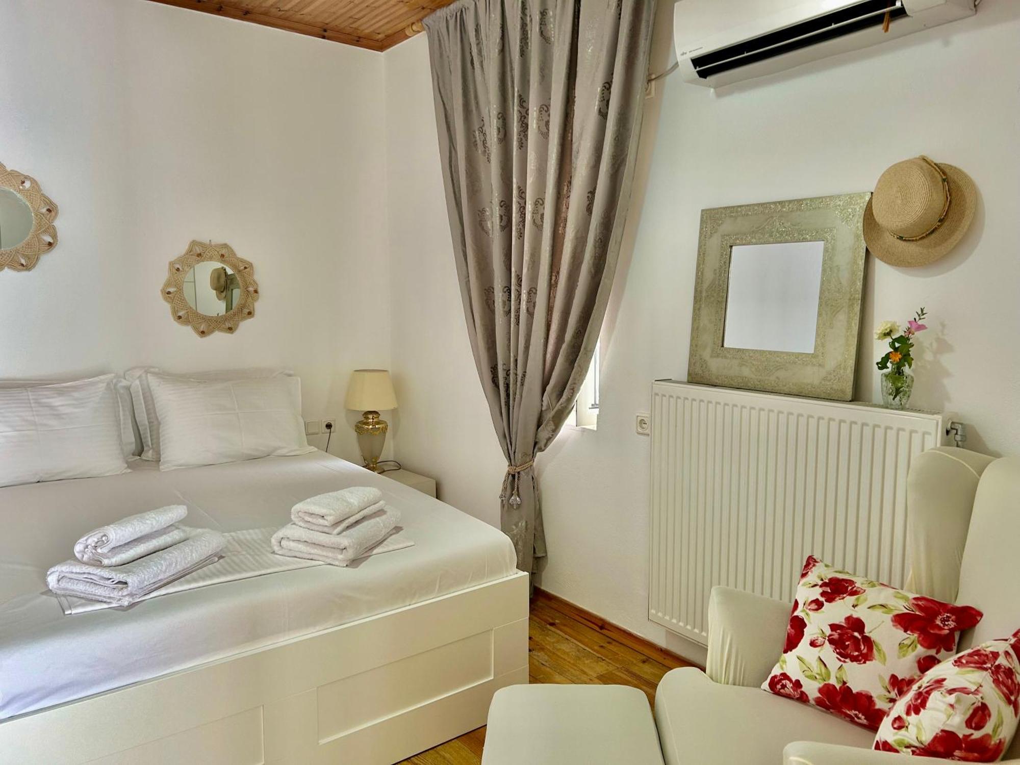 Viktora'S House Daire Himarë Dış mekan fotoğraf